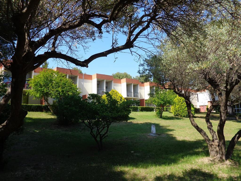 Le Domaine Des Oliviers Apartment Saint-Cyr-sur-Mer Exterior photo