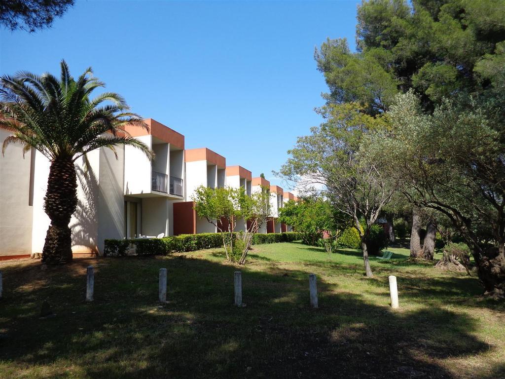 Le Domaine Des Oliviers Apartment Saint-Cyr-sur-Mer Exterior photo